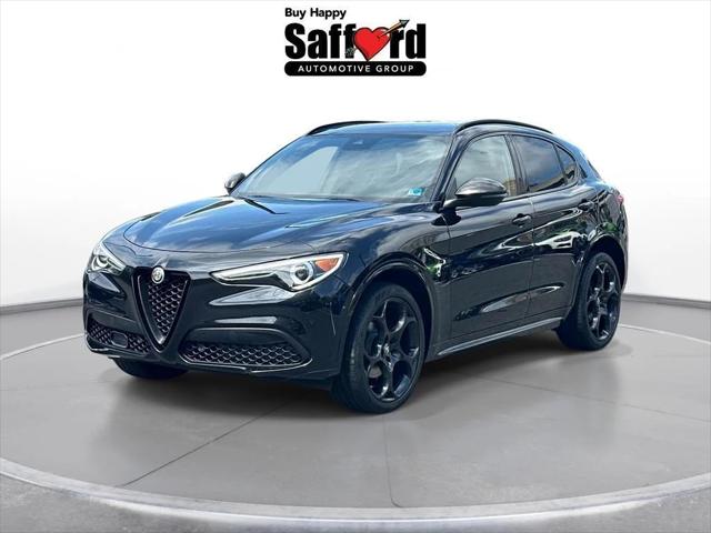 2023 Alfa Romeo Stelvio Estrema AWD 2023 Alfa Romeo Stelvio Estrema AWD