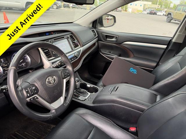 2015 Toyota Highlander XLE V6 2015 Toyota Highlander XLE V6