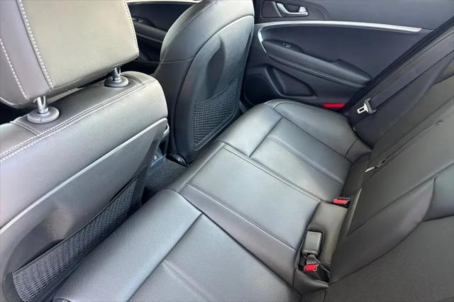 2026 Genesis G70 2.5T RWD