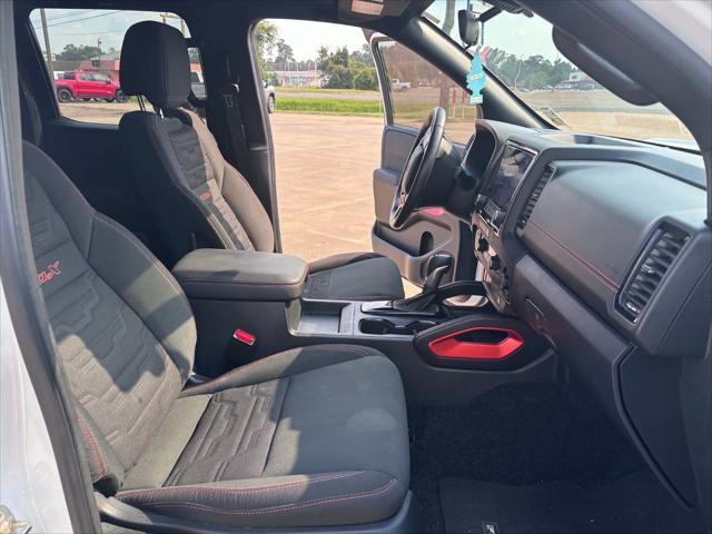 2024 Nissan Frontier Crew Cab PRO-X 4x2