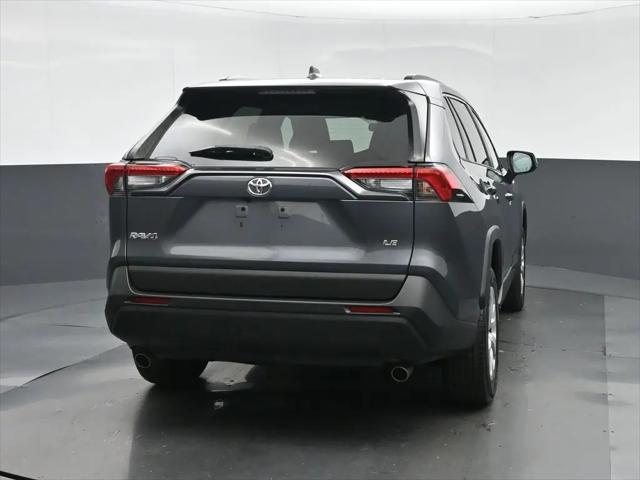 2021 Toyota RAV4 LE