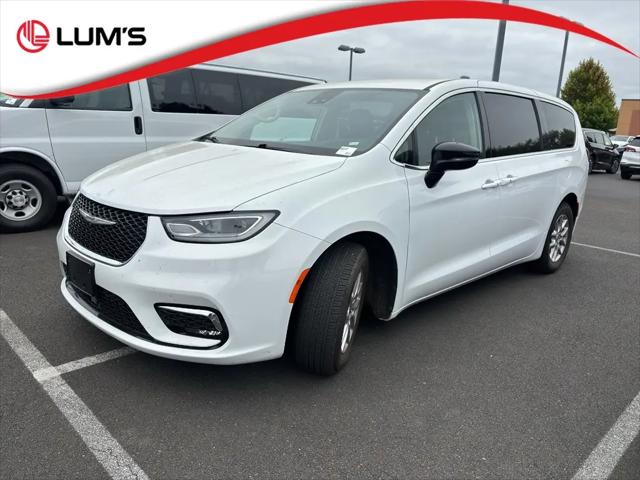 2024 Chrysler Pacifica Touring L for sale in Warrenton, OR