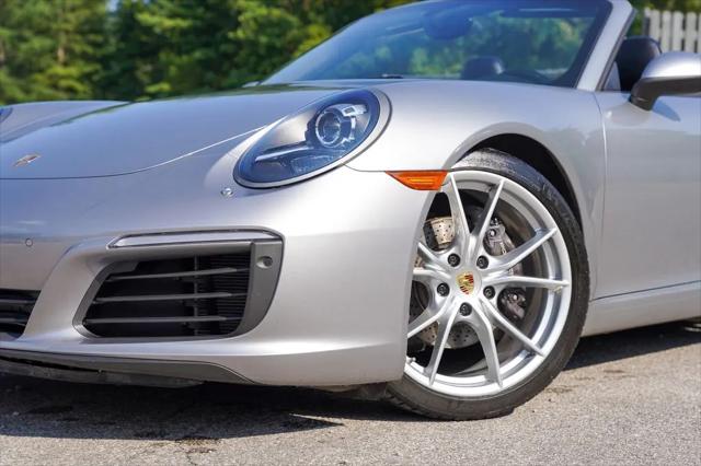 2017 Porsche 911 Carrera