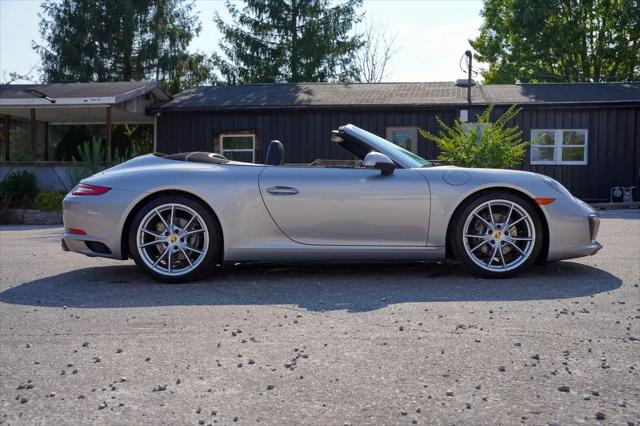2017 Porsche 911 Carrera