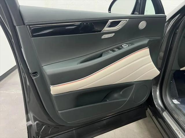 2027 Genesis GV80 2.5T