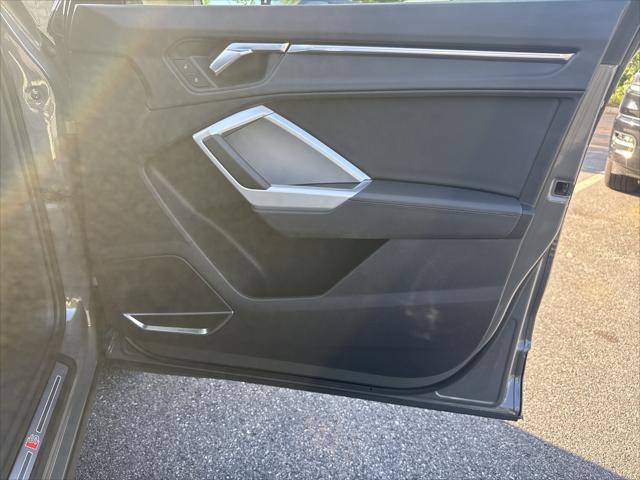 2021 Audi Q3 Premium Plus 45 TFSI S line quattro Tiptronic