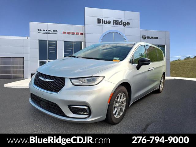 2024 Chrysler Pacifica Touring L for sale in Lebanon, VA