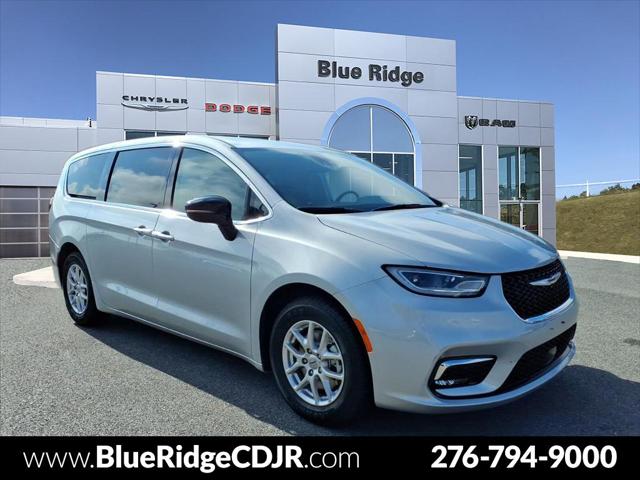 2024 Chrysler Pacifica Touring L for sale in Lebanon, VA