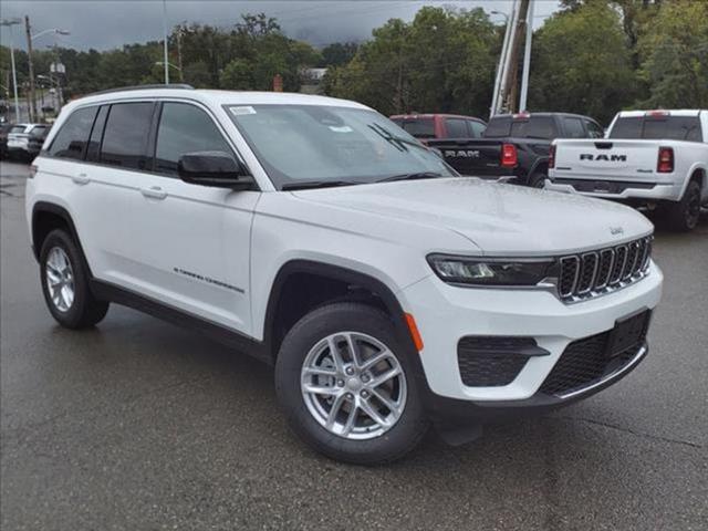 2024 Jeep Grand Cherokee Laredo X 4x4 2024 Jeep Grand Cherokee Laredo X 4x4