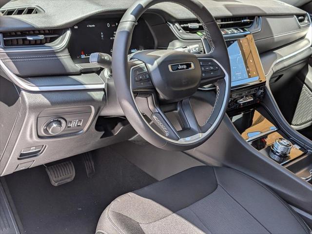 2026 Jeep Grand Cherokee GRAND CHEROKEE LAREDO X 4X4