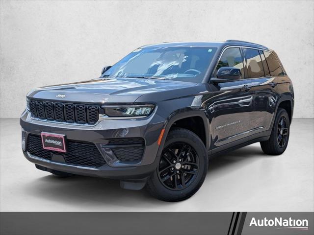 2026 Jeep Grand Cherokee GRAND CHEROKEE LAREDO X 4X4