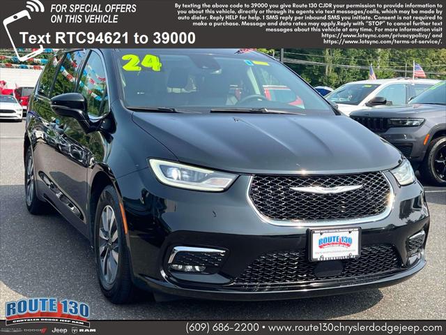 2024 Chrysler Pacifica Hybrid Select 2024 Chrysler Pacifica Hybrid Select
