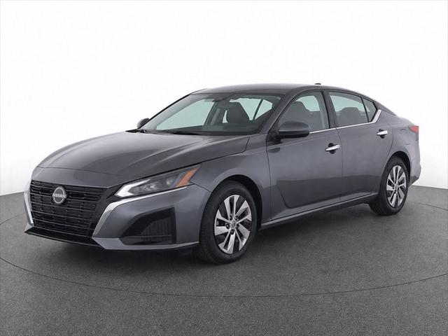 2025 Nissan Altima S FWD