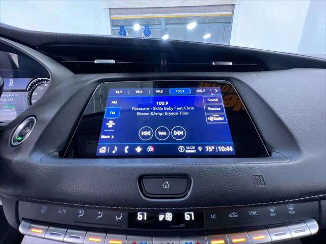 2021 Cadillac XT4 AWD Premium Luxury