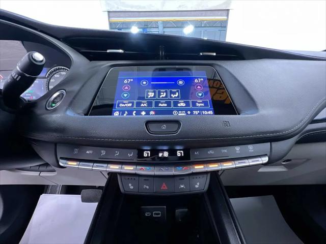 2021 Cadillac XT4 AWD Premium Luxury