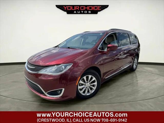 2017 Chrysler Pacifica Touring-L for sale in Crestwood, IL