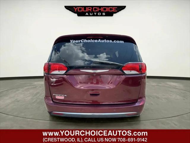 2017 Chrysler Pacifica Touring-L