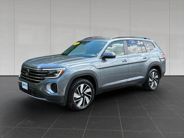 2025 Volkswagen Atlas 2.0T SE w/Technology for sale in Putnam, CT