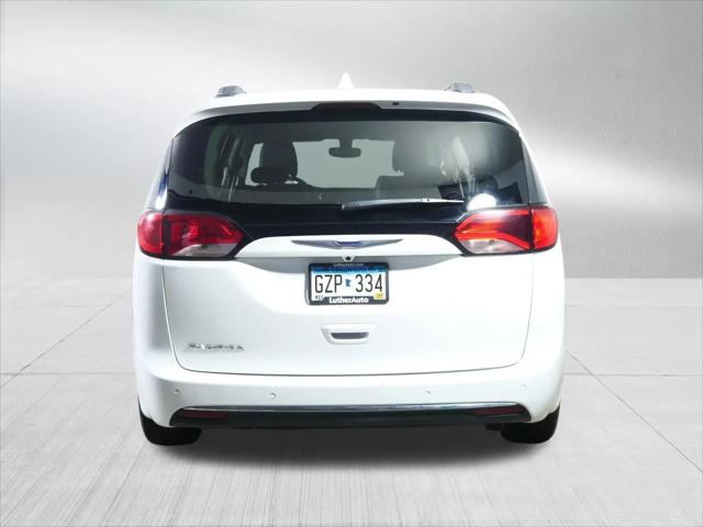 2020 Chrysler Pacifica Touring L