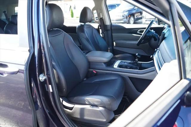 2025 Kia Carnival MPV LXS