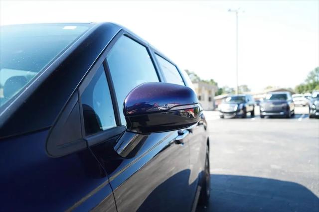 2025 Kia Carnival MPV LXS