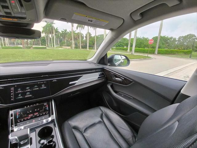 2023 Audi Q8 Premium Plus 55 TFSI quattro Tiptronic