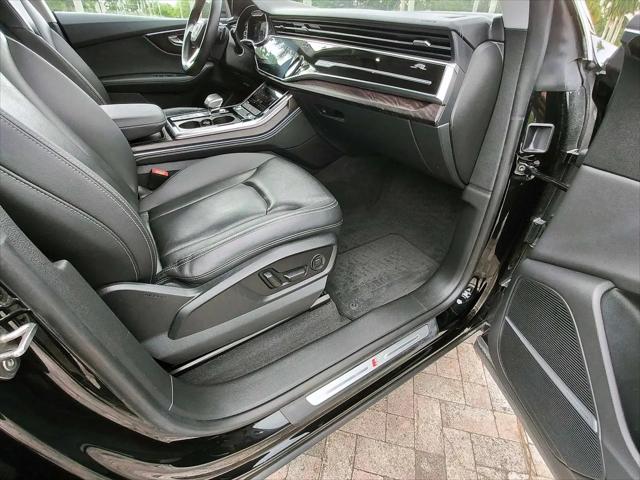 2023 Audi Q8 Premium Plus 55 TFSI quattro Tiptronic