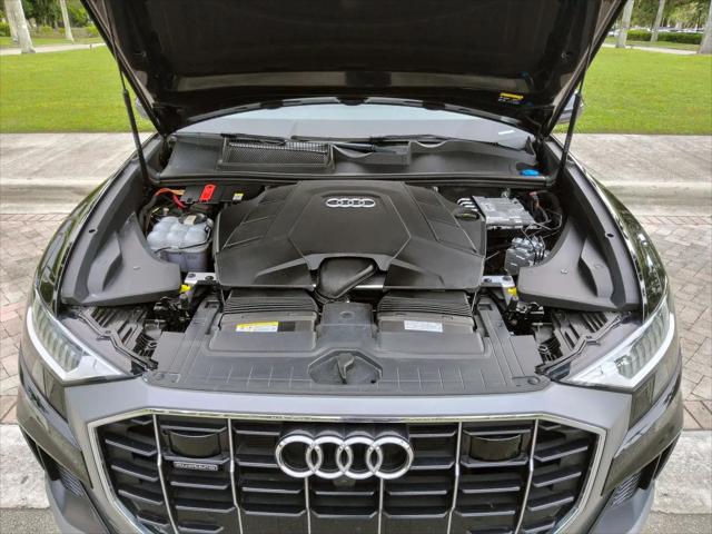 2023 Audi Q8 Premium Plus 55 TFSI quattro Tiptronic