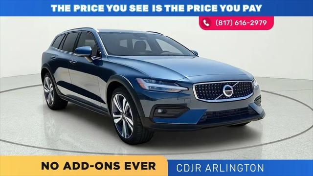 2025 Volvo V60 Cross Country Plus, B5 AWD Gas mild hybrid for sale in Arlington, TX