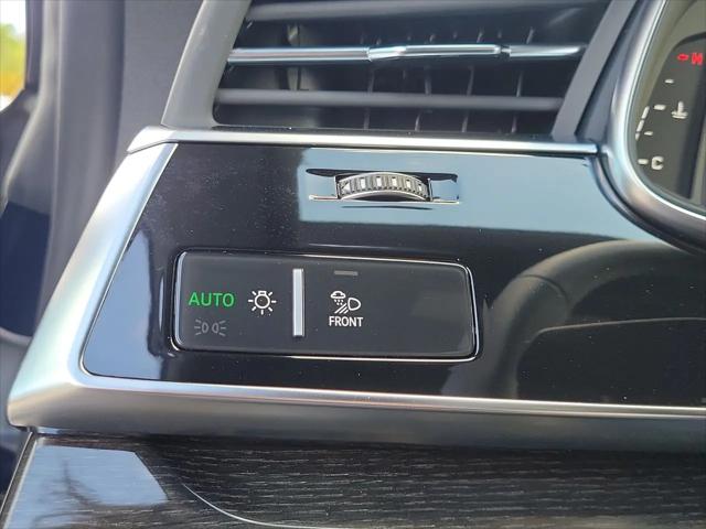 2026 Audi Q8 Premium Plus 55 TFSI quattro Tiptronic