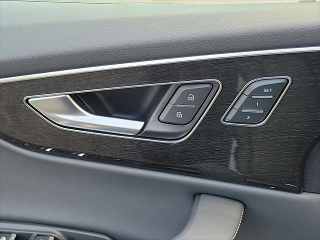 2026 Audi Q8 Premium Plus 55 TFSI quattro Tiptronic