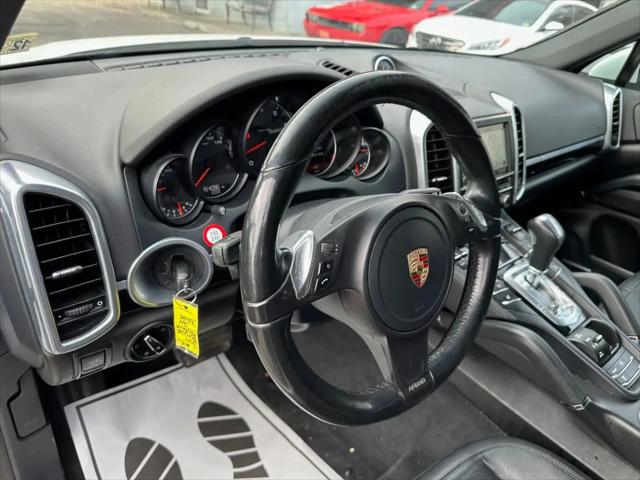 2014 Porsche Cayenne Cayenne
