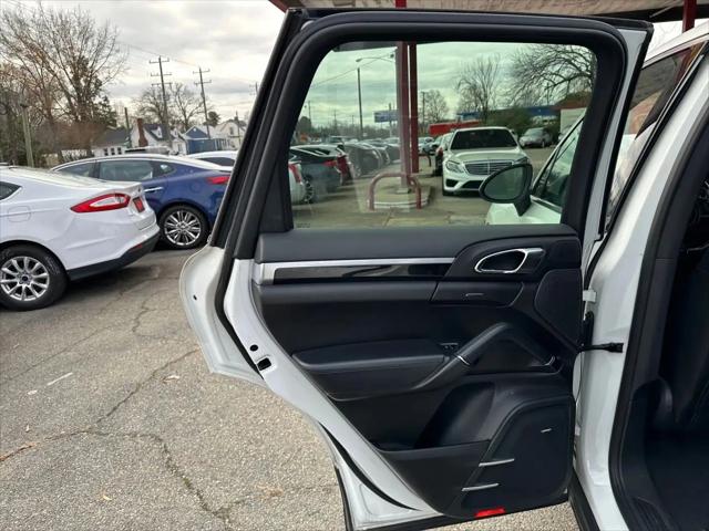 2014 Porsche Cayenne Cayenne