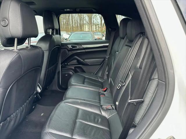 2014 Porsche Cayenne Cayenne