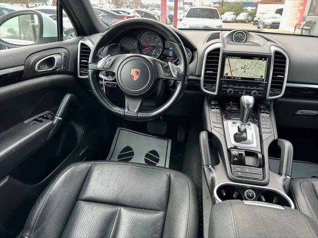 2014 Porsche Cayenne Cayenne