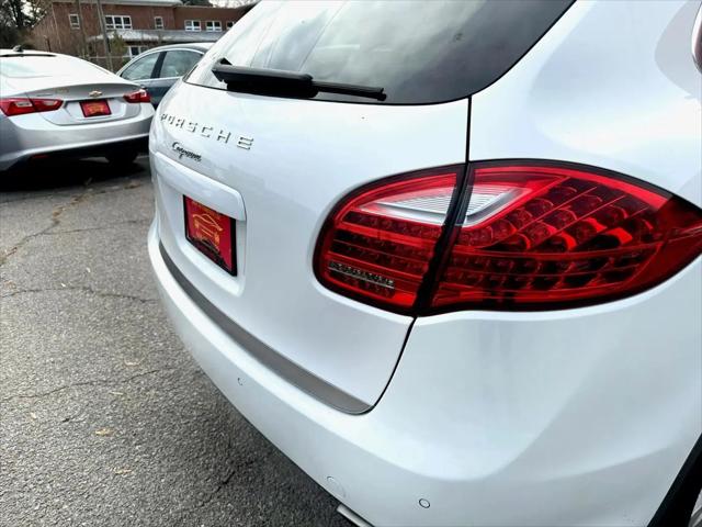 2014 Porsche Cayenne Cayenne
