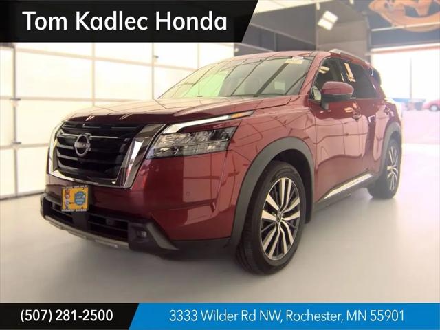 2022 Nissan Pathfinder Platinum 4WD for sale in Rochester, MN