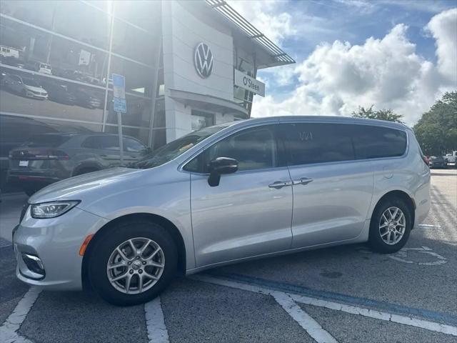 2024 Chrysler Pacifica Touring L for sale in Jacksonville, FL