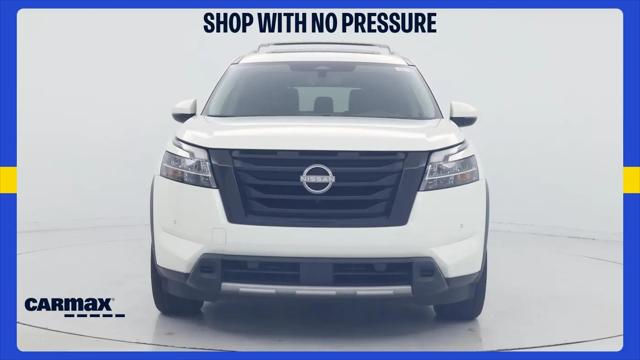 2023 Nissan Pathfinder SL 4WD
