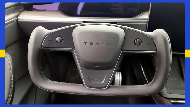 2023 Tesla Model X Standard Range