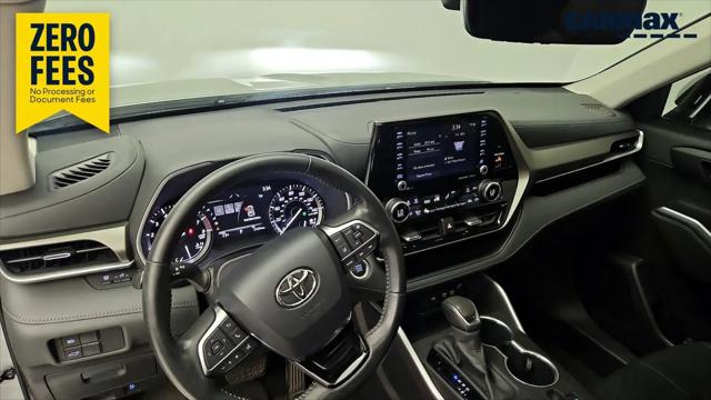 2020 Toyota Highlander XLE for sale in San Antonio, TX