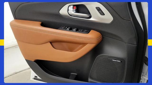 2026 Chrysler Pacifica Pinnacle AWD