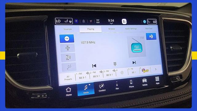2026 Chrysler Pacifica Pinnacle AWD