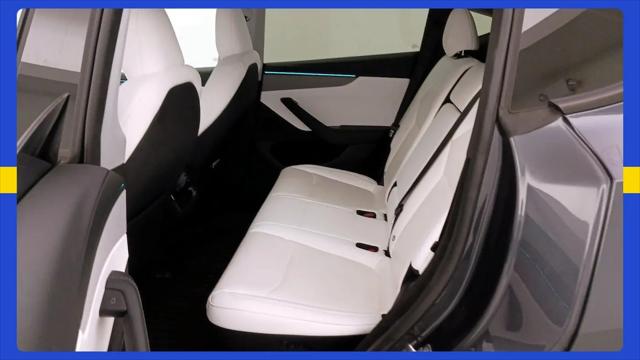 2026 Tesla Model Y Premium Rear-Wheel Drive