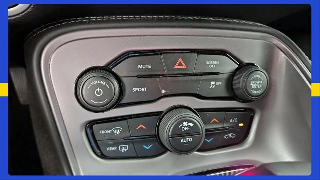 2023 Dodge Challenger SXT