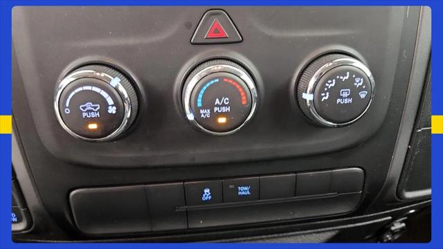 2021 Ram 1500 SLT Crew Cab 4x4 64 Box