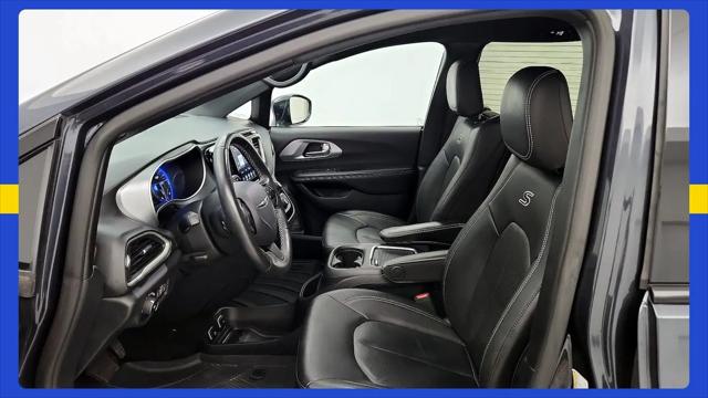 2020 Chrysler Pacifica Touring L Plus