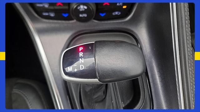 2015 Dodge Challenger R/T Plus