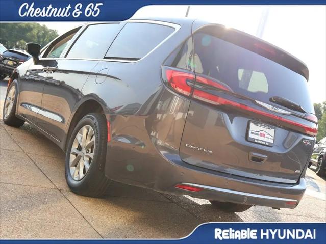 2023 Chrysler Pacifica Touring L AWD