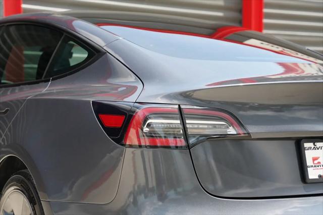 2021 Tesla Model 3 Standard Range Plus Rear-Wheel Drive